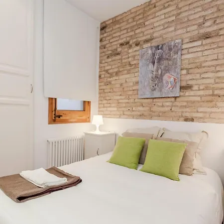 Comodo En Sagrada Familia Apartamento Barcelona
