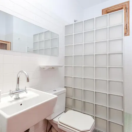 Comodo En Sagrada Familia Apartamento Barcelona